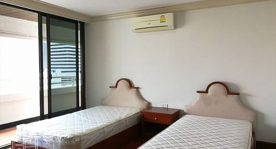 À louer 3 chambres appartement à Khlong Toei, Bangkok
