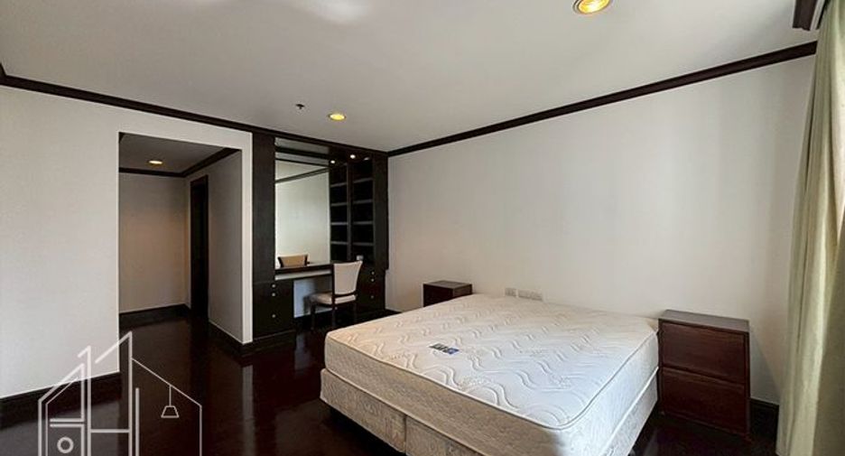 À louer 3 chambres condo à Watthana, Bangkok