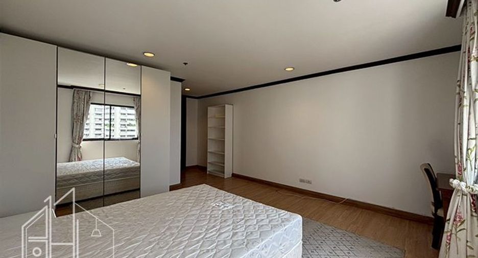 À louer 3 chambres condo à Watthana, Bangkok