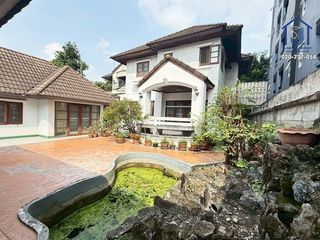 出售 6 卧室 独立屋 在 Mueang Nonthaburi, Nonthaburi