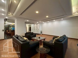 For rent 3 bedrooms condo in Watthana, Bangkok