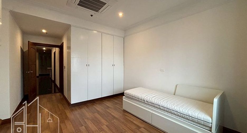 À louer 3 chambres condo à Watthana, Bangkok
