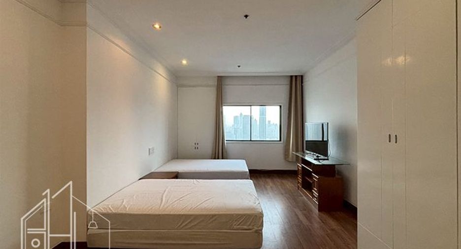 À louer 3 chambres condo à Watthana, Bangkok