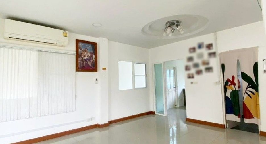 À vendre 4 chambres maison à Lam Luk Ka, Pathum Thani