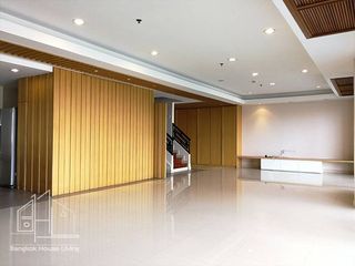 Аренда 3 спальни кондо в Кхлонг Тоеи, Бангкок