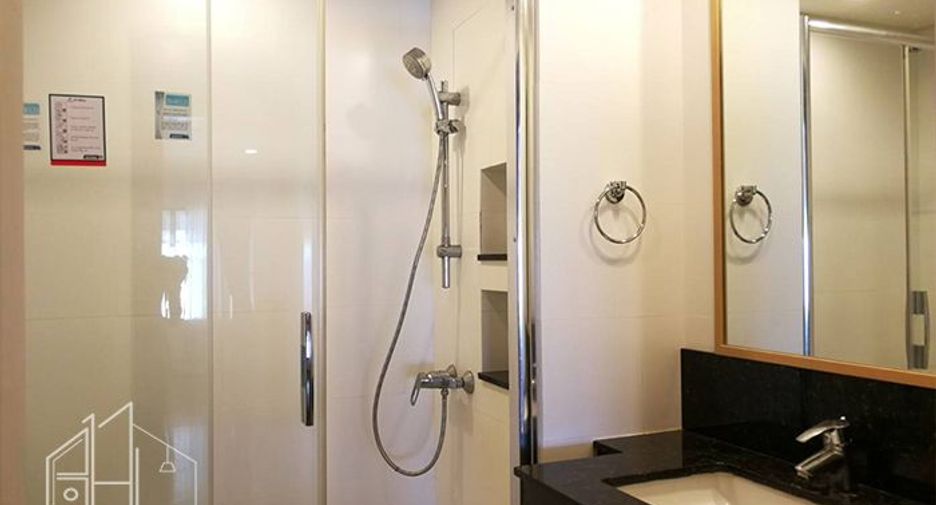 Wohnung zur Miete mit 3 Zimmer in Khlong Toei, Bangkok