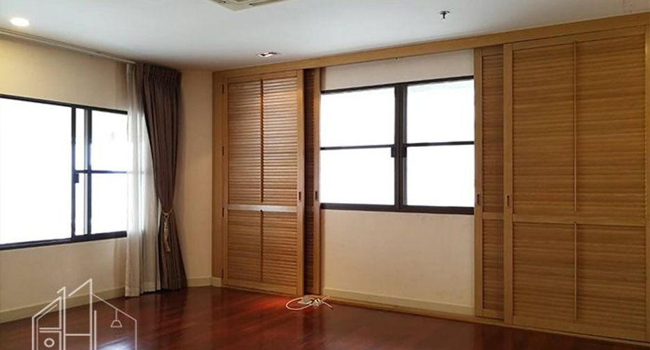 Wohnung zur Miete mit 3 Zimmer in Khlong Toei, Bangkok