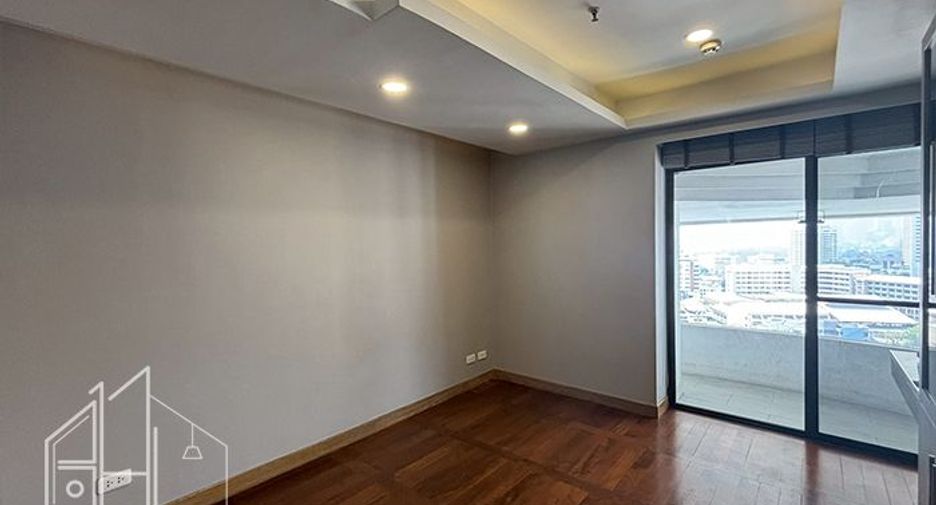 Wohnung zur Miete mit 4 Zimmer in Khlong Toei, Bangkok