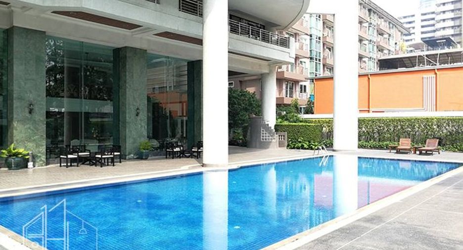 Wohnung zur Miete mit 4 Zimmer in Khlong Toei, Bangkok