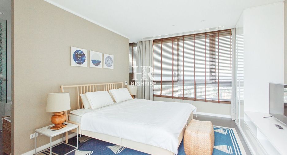 For sale 3 ベッドルーム condo in Bang Lamung, Chonburi