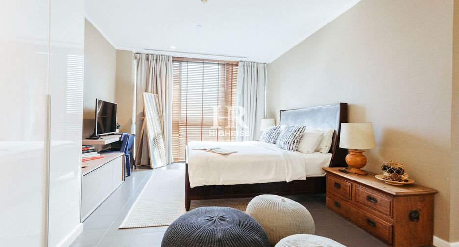 For sale 3 ベッドルーム condo in Bang Lamung, Chonburi