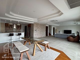 Аренда 3 спальни кондо в Кхлонг Тоеи, Бангкок
