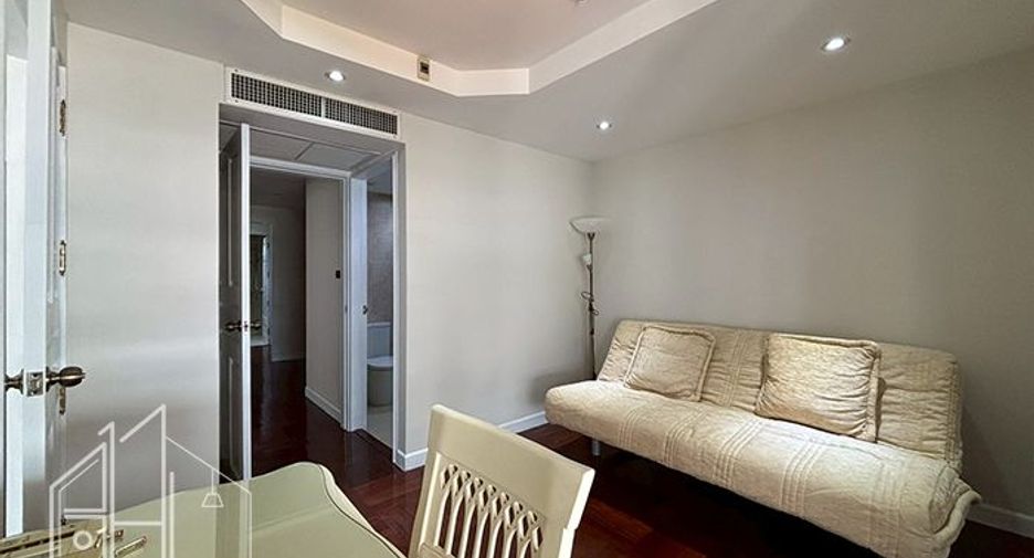 Wohnung zur Miete mit 3 Zimmer in Khlong Toei, Bangkok