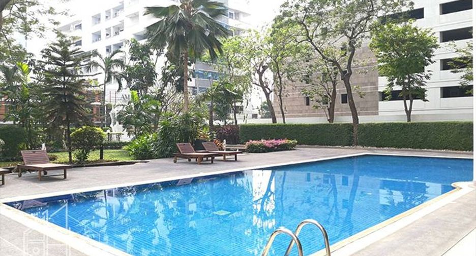 Wohnung zur Miete mit 3 Zimmer in Khlong Toei, Bangkok