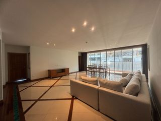 For rent 3 ベッドルーム condo in Sathon, Bangkok
