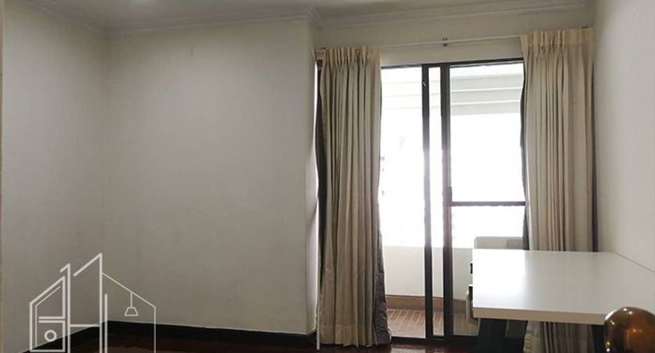Wohnung zur Miete mit 3 Zimmer in Khlong Toei, Bangkok