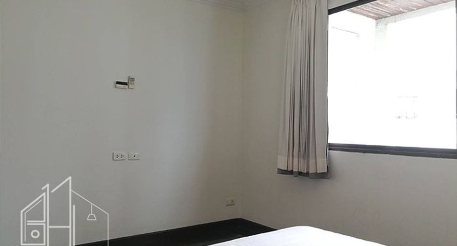 Wohnung zur Miete mit 3 Zimmer in Khlong Toei, Bangkok