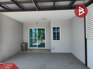 For sale 3 ベッドルーム townhouse in Sam Phran, Nakhon Pathom