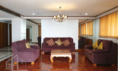Wohnung zur Miete mit 3 Zimmer in Khlong Toei, Bangkok
