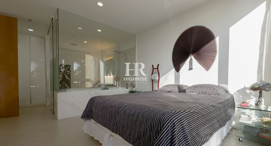 For sale 3 ベッドルーム condo in Bang Lamung, Chonburi