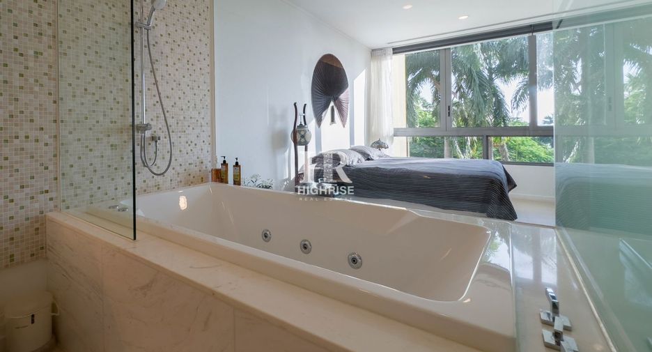 For sale 3 ベッドルーム condo in Bang Lamung, Chonburi