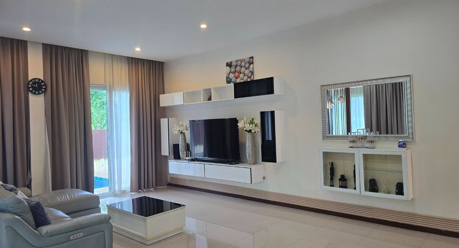 À louer 3 chambres villa à Huay Yai, Pattaya
