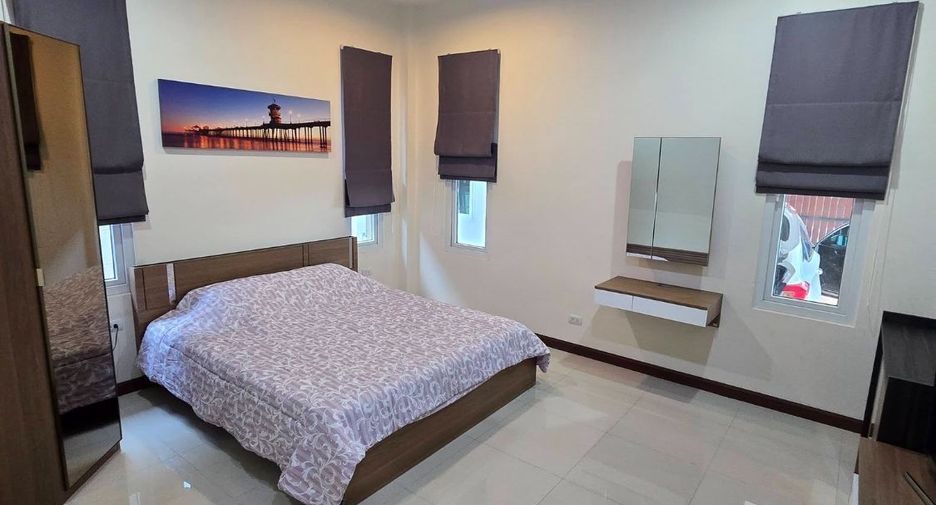 À louer 3 chambres villa à Huay Yai, Pattaya