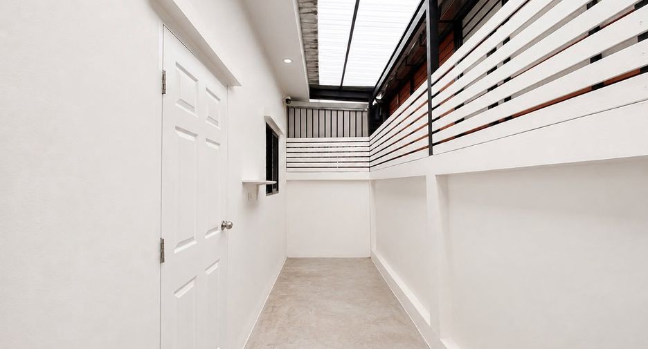 Haus zur Miete mit 2 Zimmer in Mueang Chon Buri, Chonburi