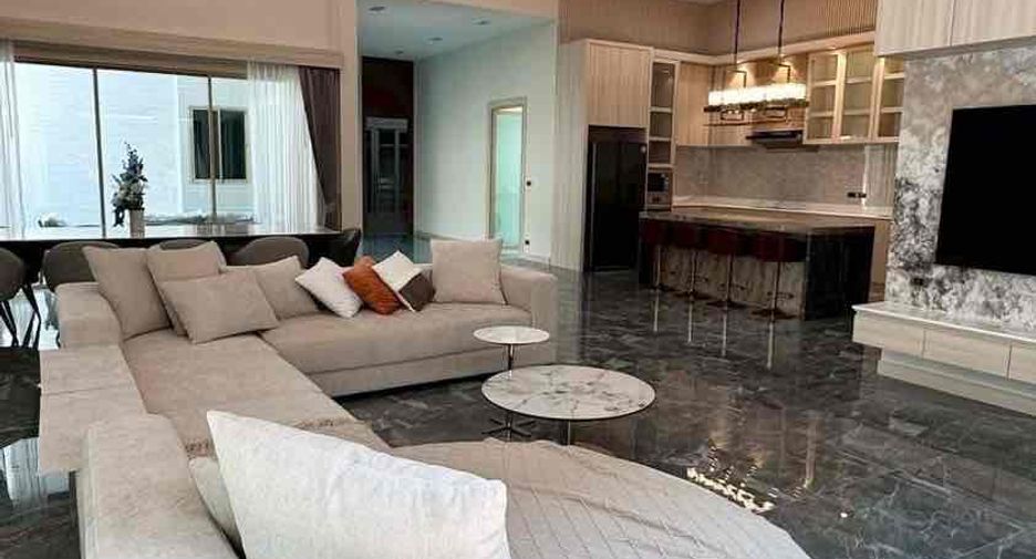 Haus zur Miete mit 4 Zimmer in Bang Lamung, Chonburi