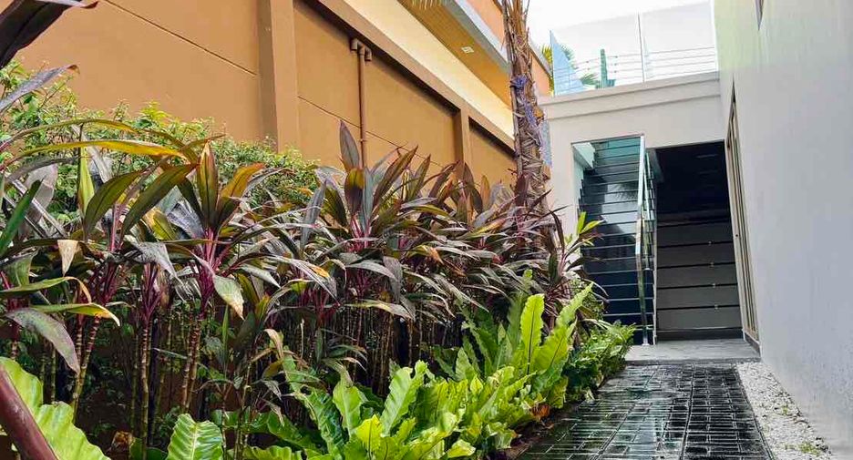 Haus zur Miete mit 4 Zimmer in Bang Lamung, Chonburi