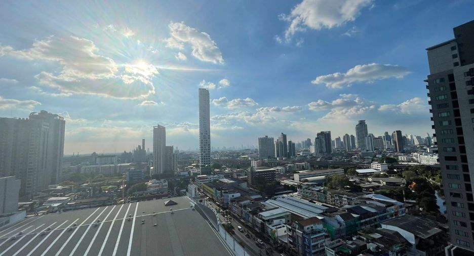 For rent 1 bed condo in Watthana, Bangkok