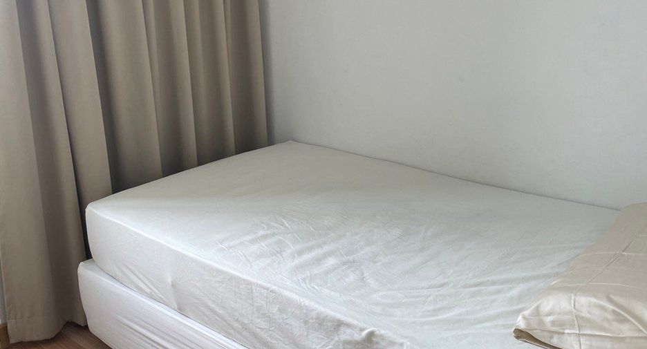 For rent 2 bedrooms condo in Phra Khanong, Bangkok