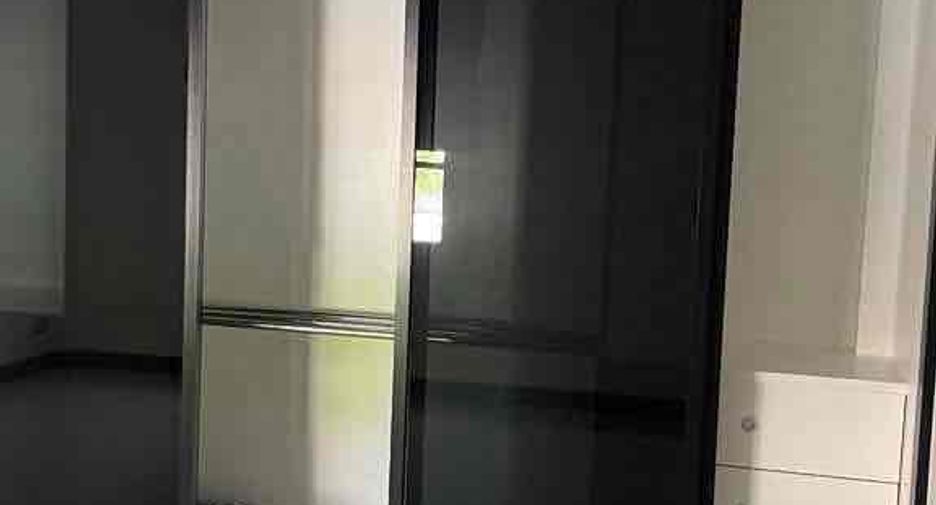For rent 3 bedrooms villa in Bang Lamung, Chonburi