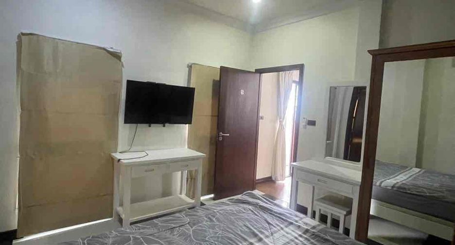 For rent 5 bedrooms villa in Jomtien, Pattaya