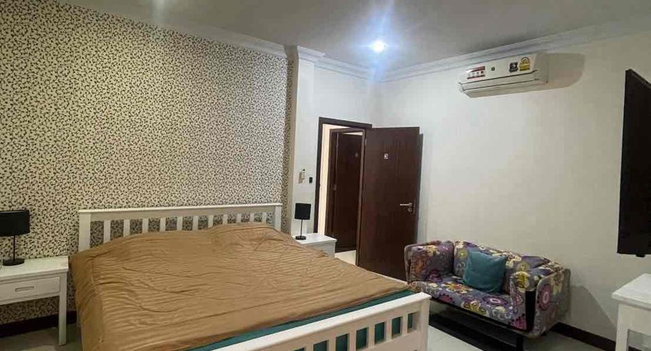For rent 5 bedrooms villa in Jomtien, Pattaya