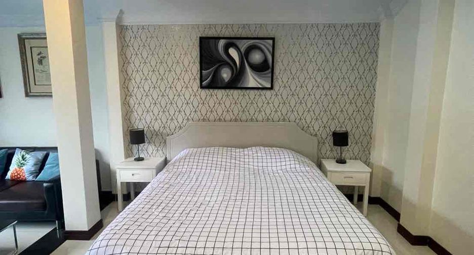 For rent 5 bedrooms villa in Jomtien, Pattaya