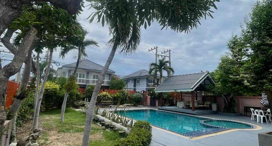 For rent 5 bedrooms villa in Jomtien, Pattaya