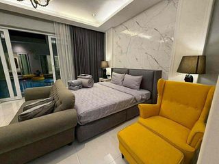 Villa en alquiler de 5 habitaciones en Bang Lamung, Chonburi