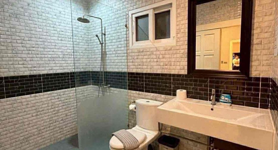 Villa en alquiler de 5 habitaciones en Jomtien, Pattaya