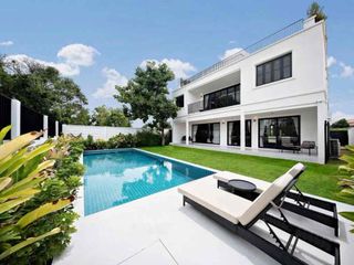 For Rent 5 Bedroom Villa In Bang Lamung, Chonburi