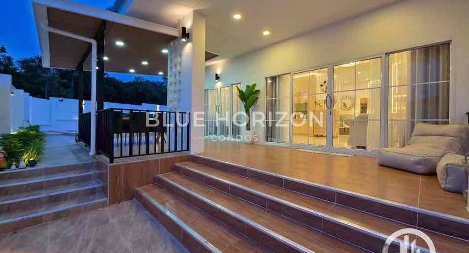 Villa en venta de 3 habitaciones en Bang Lamung, Chonburi