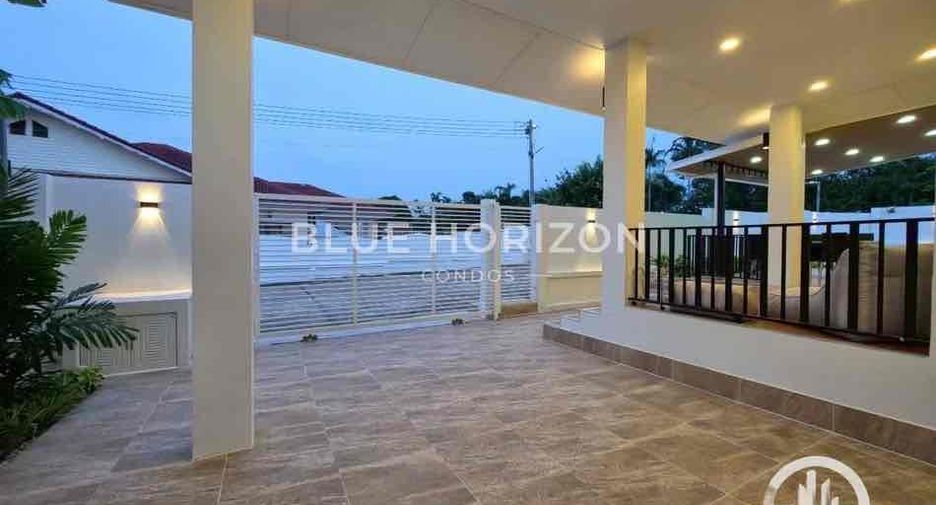 Villa en venta de 3 habitaciones en Bang Lamung, Chonburi