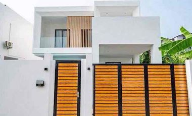 For sale 6 bedrooms villa in Bang Lamung, Chonburi