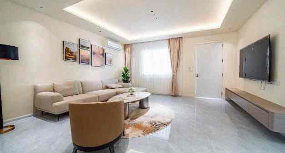 For sale 6 bedrooms villa in Bang Lamung, Chonburi