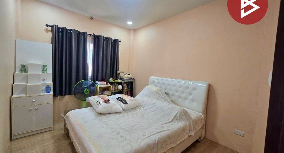 出售 3 卧室 独立屋 在 Mueang Chon Buri, Chon Buri