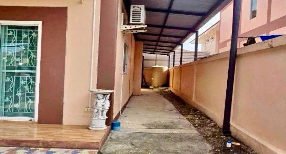 出售 3 卧室 独立屋 在 Mueang Chon Buri, Chon Buri
