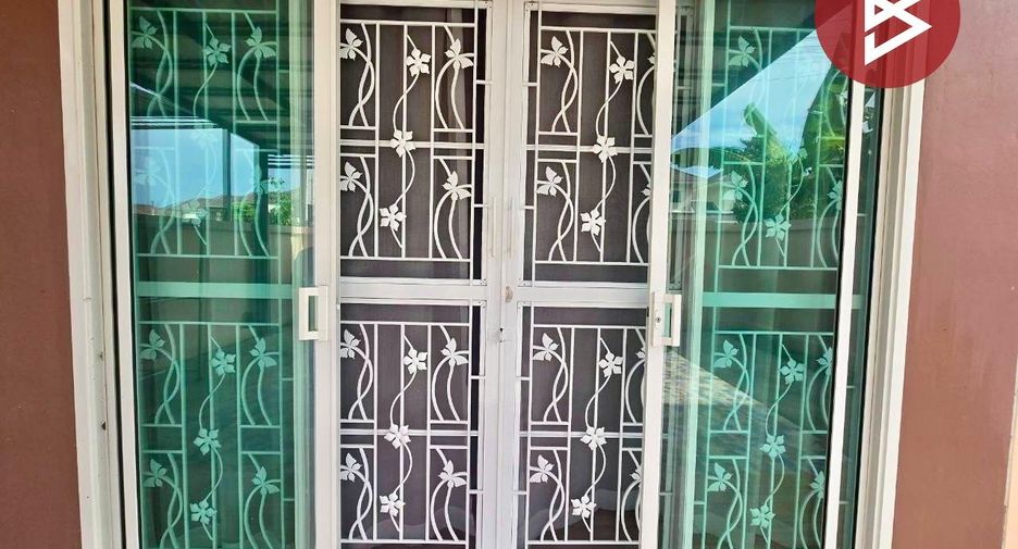 出售 3 卧室 独立屋 在 Mueang Chon Buri, Chon Buri