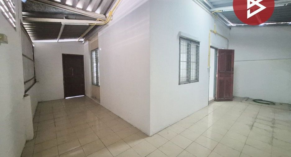 出售 3 卧室 联排别墅 在 Mueang Chon Buri, Chon Buri