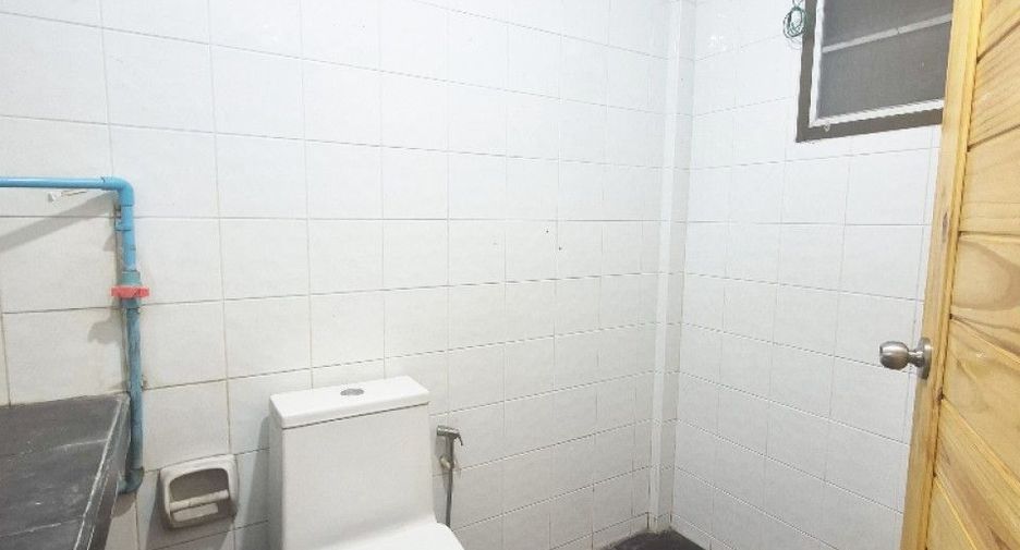 出售 3 卧室 联排别墅 在 Mueang Chon Buri, Chon Buri