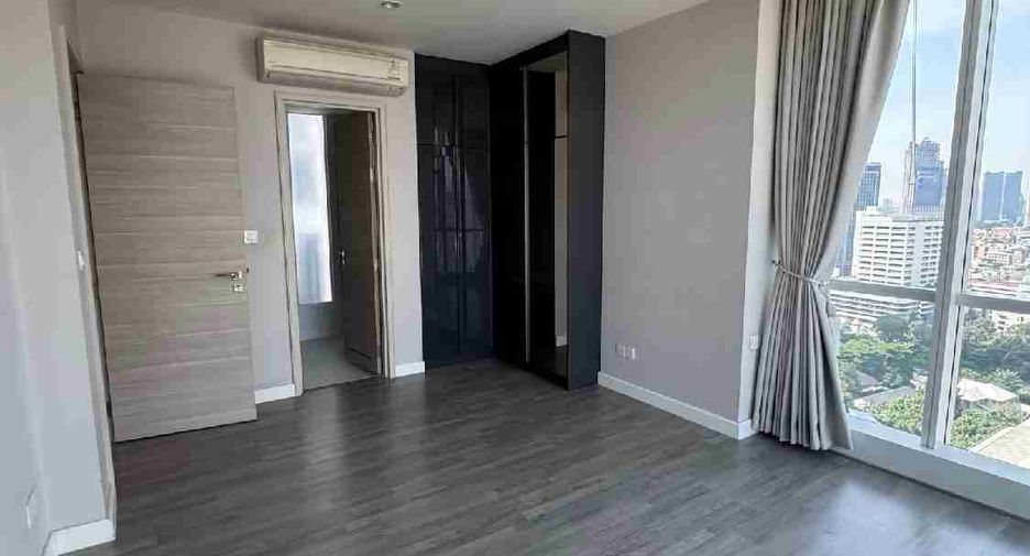 For sale 2 bedrooms condo in Sathon, Bangkok